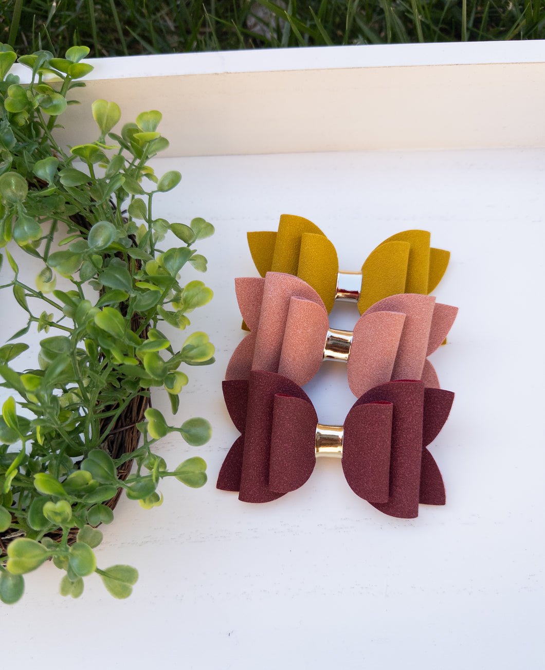 Faux Leather Beauty Bows | Faux Suede w/ Gold center color Bow Set