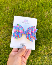 Load image into Gallery viewer, Faux Leather Hair Bows | Summer Flamingos
